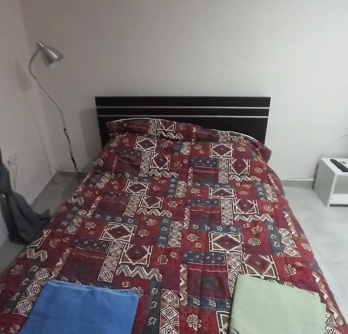 Beautiful 1-Bedroom Apartment Next To Center Salonic